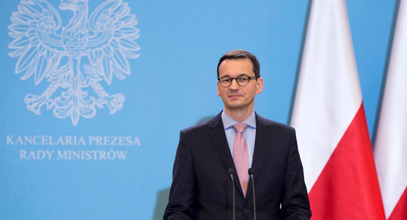 Premier zapowiedział otwarcie granic. Kiedy i gdzie pojedziemy?