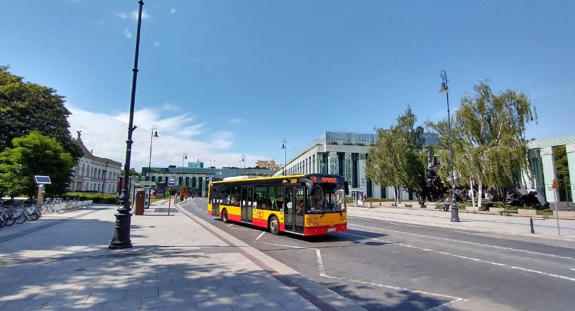 Centrum: zgromadzenia i przemarsze w dniu 22 czerwca