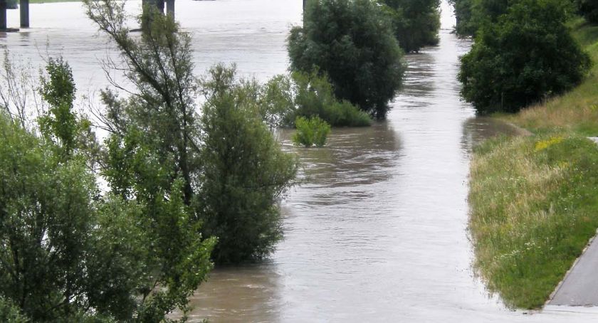 Warszawa pomoże na Podkarpaciu, które ucierpiało w powodziach.