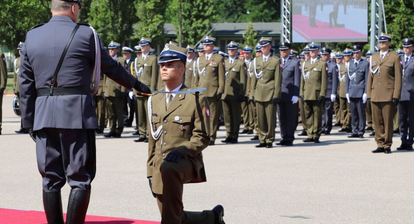 Uroczysta promocja oficerska absolwentów WAT
