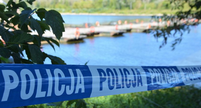 Budowa mostu pontonowego: zamknięty szlak żeglowny na Wiśle