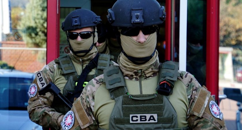 Afera melioracyjna: CBA przeszukało warszawską siedzibę PZPN