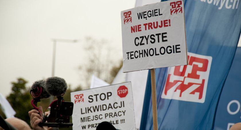 Protest górników w Warszawie pod siedzibą PiS [ZDJĘCIA]