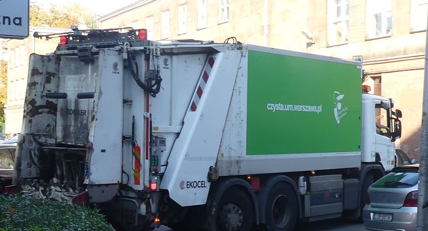 W Warszawie cena wywozu śmieci sięgnęła kosmosu