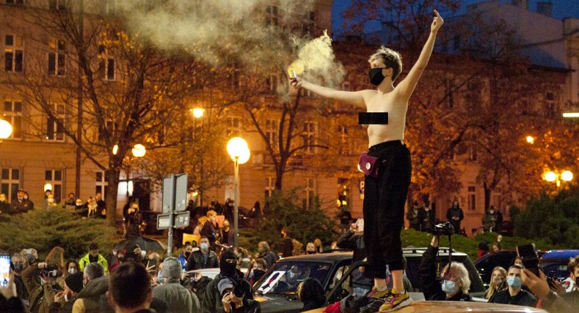 Trwa blokada Warszawy. Determinacja protestujących rośnie