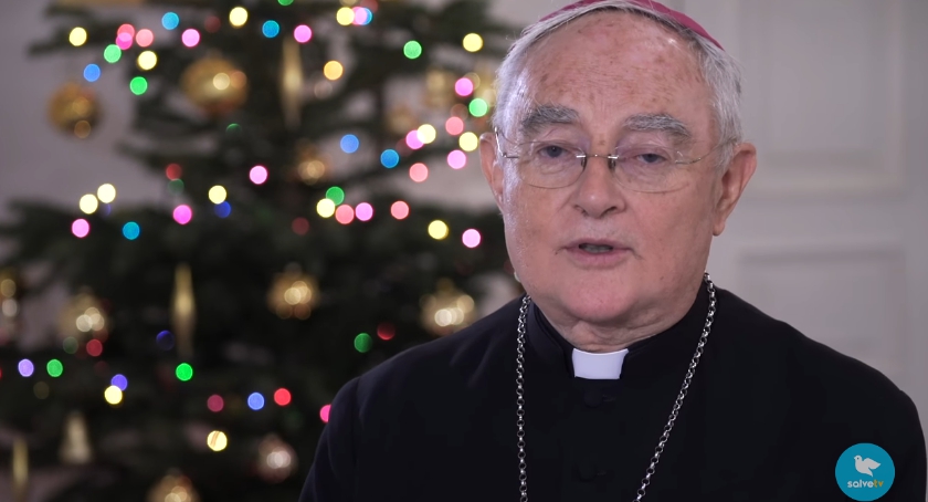 Abp Henryk Hoser choruje na malarię