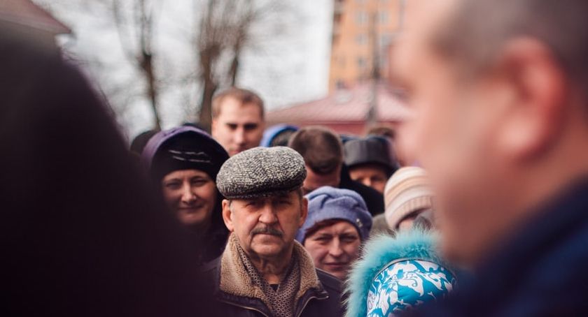 Wigilia 2020 - obowiązują godziny dla seniorów?