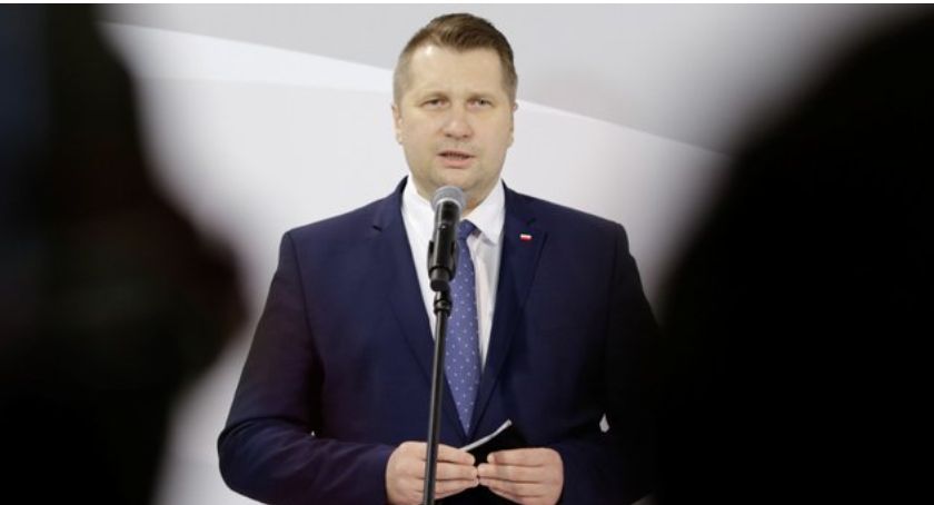 Powrót do szkół: «Chciałbym, żeby nauczyciele byli badani często»