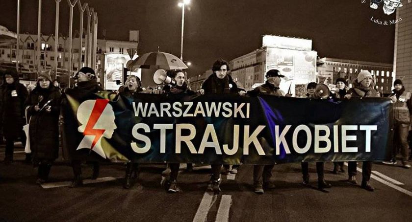 Zagranie fałszywą kartą czyli wcale nie o aborcję chodzi