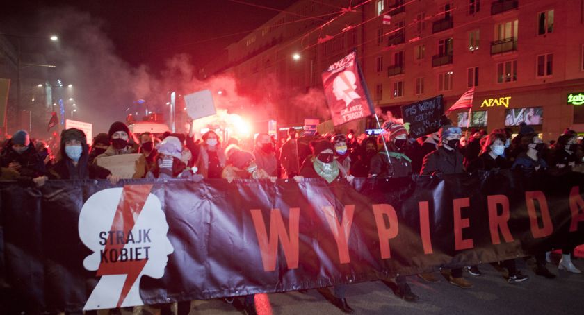 Strajk Kobiet po opublikowaniu wyroku TK [ZDJĘCIA]
