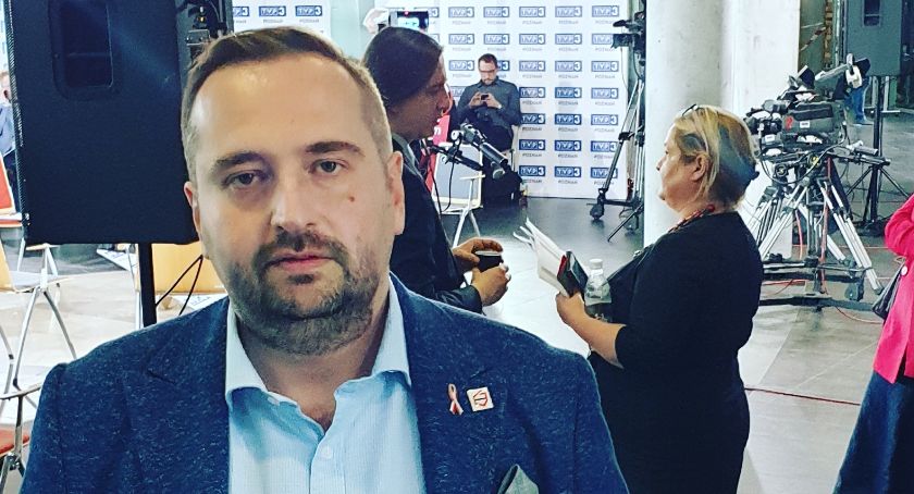 Podwyżka za śmieci - nie można wykluczyć nawet referendum w sprawie odwołania Rafała Trzaskowskiego