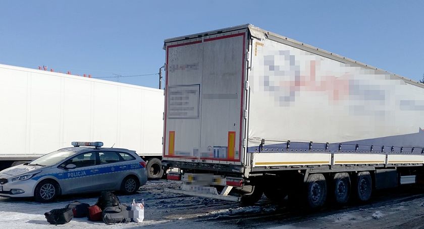 Zwłoki w naczepie TIR-a z Turcji, 11 Afgańczyków w ciężarówce - nielegalni imigranci w drodze do upragnionego raju?