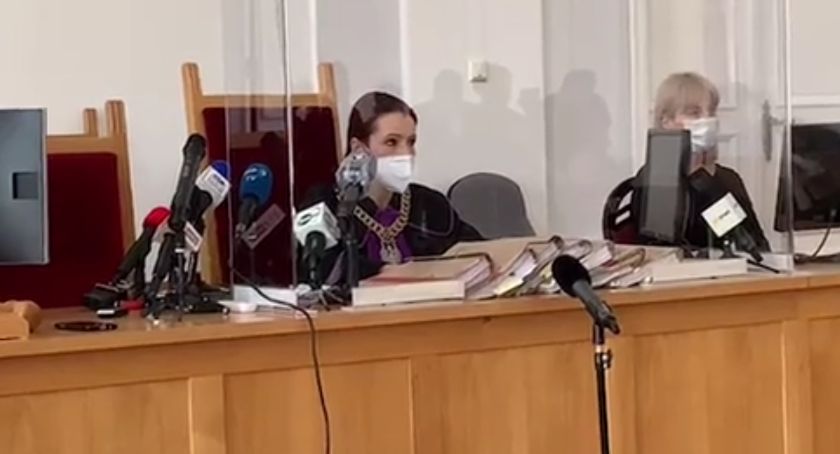 Wyrok w sprawie tęczy na wizerunku Maryi z Dzieciątkiem. Aktywistki uniewinnione?