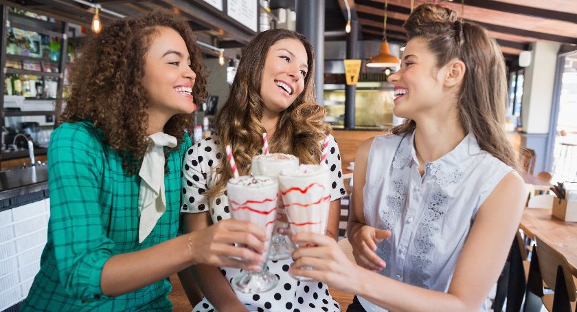 Obiad w restauracji na koszt państwa? Rząd wprowadzi bon gastronomiczny