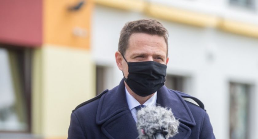 Rafał Trzaskowski już opuścił szpital