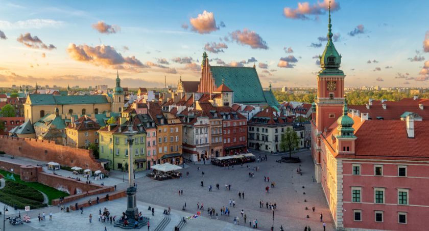 Warszawa opłaci kilkutygodniowy pobyt zagranicznych pisarzy... Dla inspiracji? 