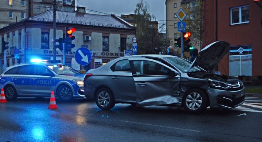 Niebezpieczne zdarzenie w Pruszkowie [ZDJĘCIA]