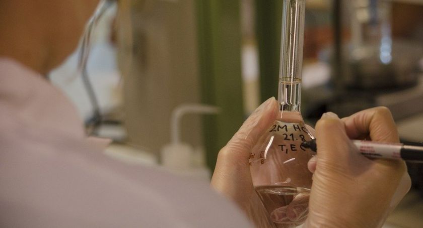 163 dzieci urodziło się dzięki programowi in vitro na Mazowszu!