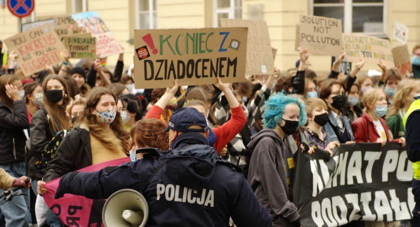 Młodzieżowy Strajk Klimatyczny [FOTORELACJA]