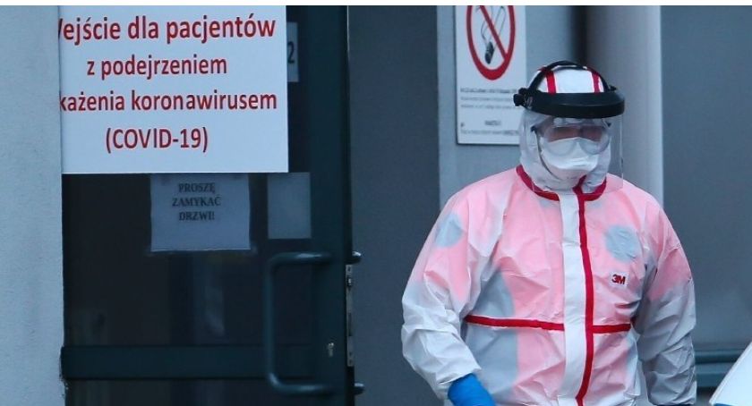 Mieszkańcy Mazowsza masowo otrzymują fałszywe SMS-y o kwarantannie! 