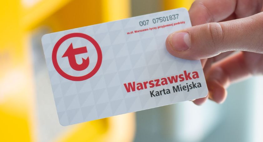 Koniec września, e-hologramy tracą ważność. Jak ją wydłużyć?
