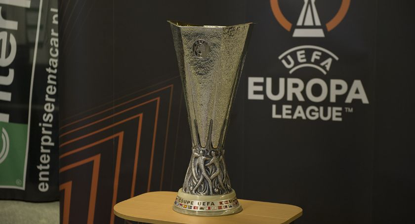 Puchar Ligi Europy UEFA w Warszawie - gdzie dzisiaj można go zobaczyć?