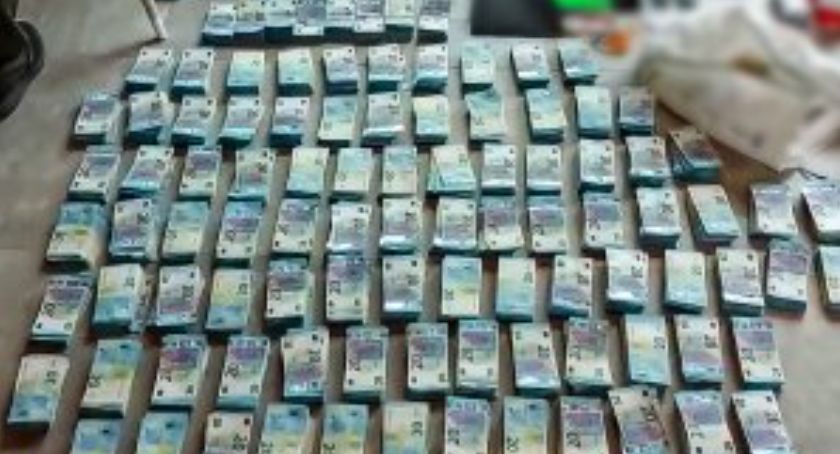CBŚ rozbiło grupę przestępców i przejęło towar o wartości 1,4 mln złotych 