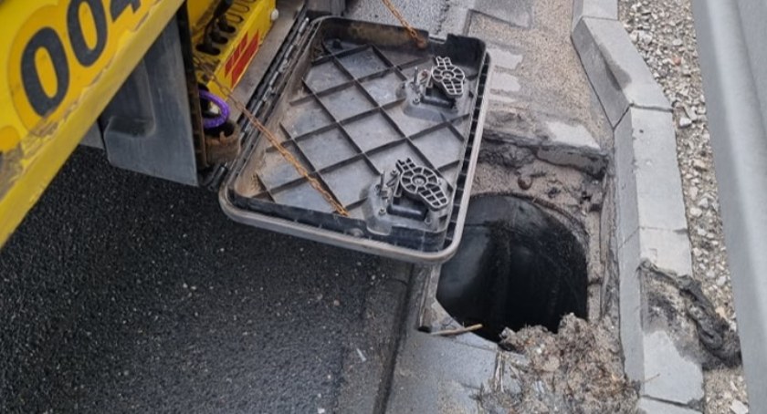 Kratki ze studzienek łakomym kąskiem dla złodziei. Uważajcie na autostradzie A2!