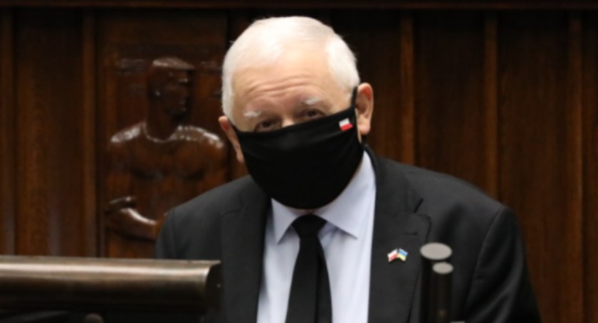 Kaczyński w Kijowie: Potrzebna jest międzynarodowa misja pokojowa w Ukrainie 