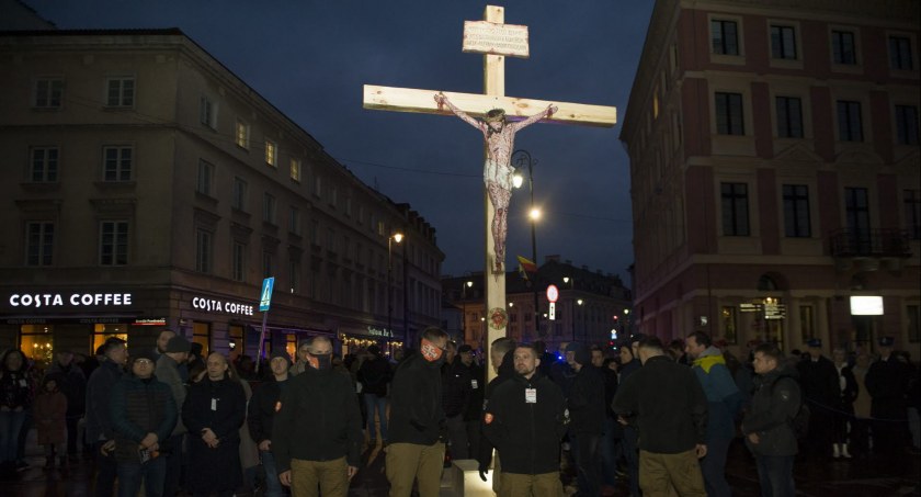 W Wielki Piątek Warszawa modliła się o pokój (ZDJĘCIA)
