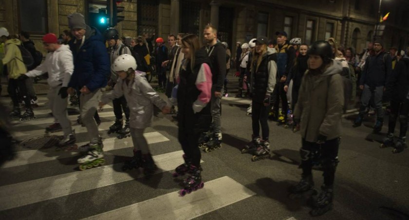 Drugi przejazd Nightskating Warszawa przed nami! Szykujcie rolki 