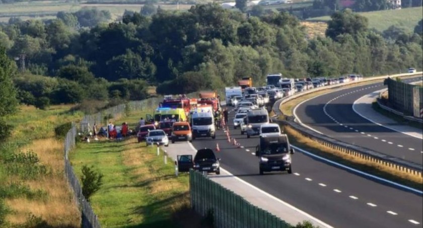 12 osób nie żyje, 32 zostały ranne w wypadku polskiego autokaru w Chorwacji
