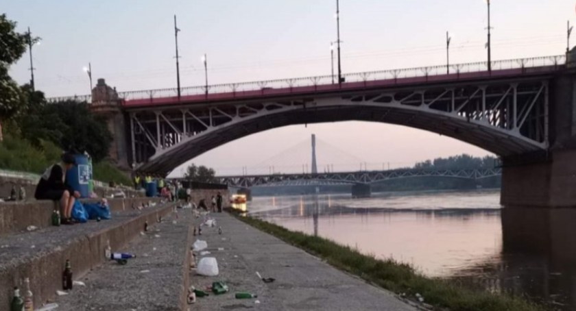 16-latek próbował zabić kolegów na Poniatówce