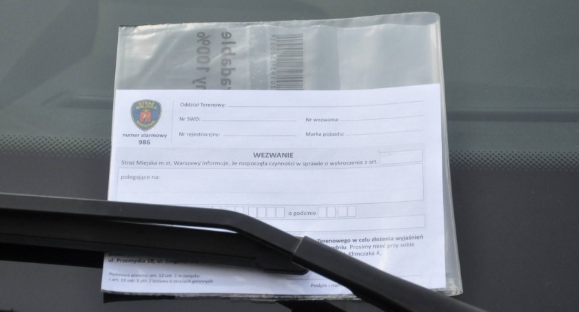 Straż Miejska wraca do wezwań pozostawianych za wycieraczką