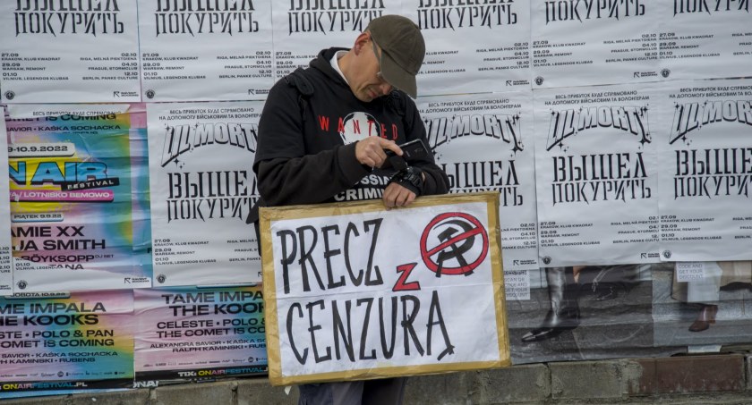 Protest przeciwko cenzurze przed siedzibą Google (ZDJĘCIA)