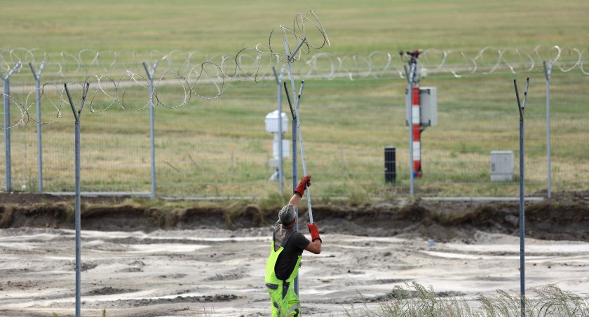 ZDANIEM CZARNECKIEGO. Europa skręca w prawo i nie chce imigrantów