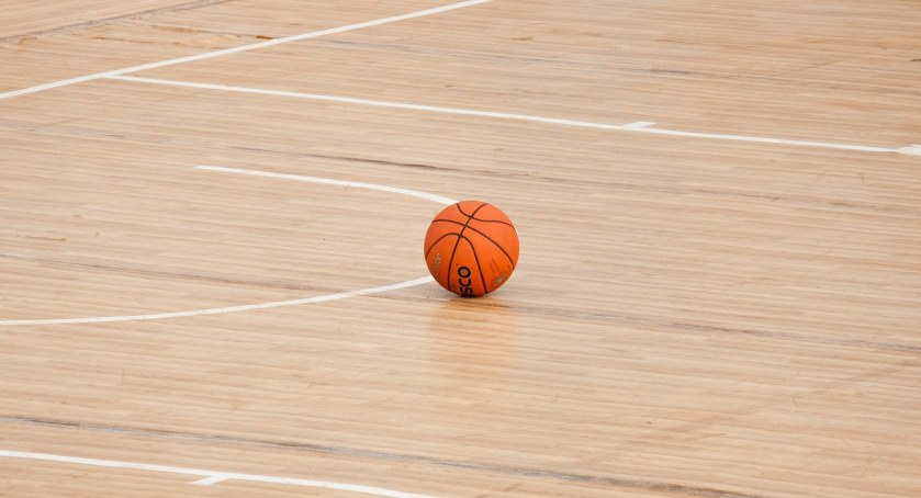 Michał „Sokół” Sokołowski imponuje walecznością na EuroBaskecie 2022.