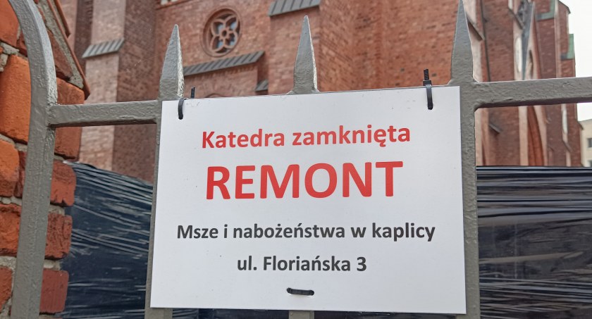 Trwa remont Katedry Praskiej