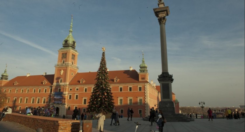Zamknięcie Nowego Światu oraz Krakowskiego Przedmieścia dla ruchu kołowego 