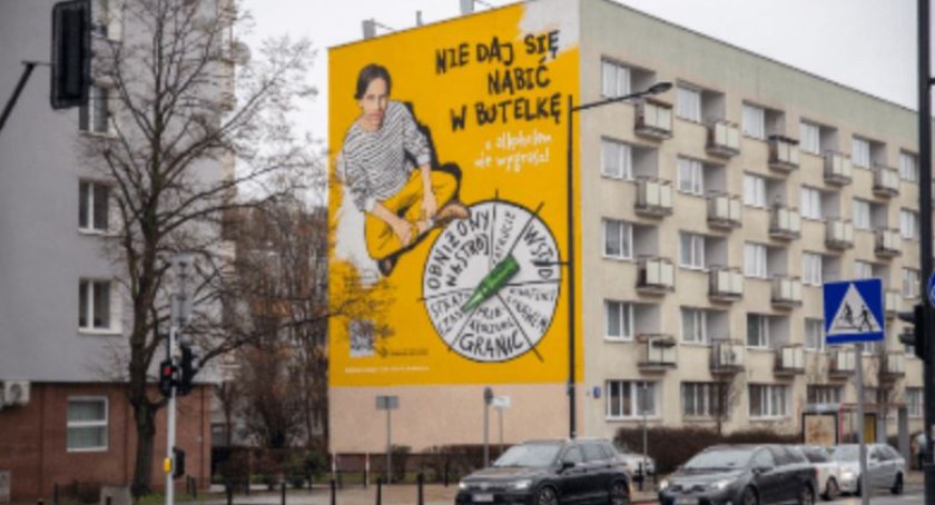 Młodzież a alkohol. Kampania „Nie daj się nabić w butelkę. Z alkoholem nie wygrasz”
