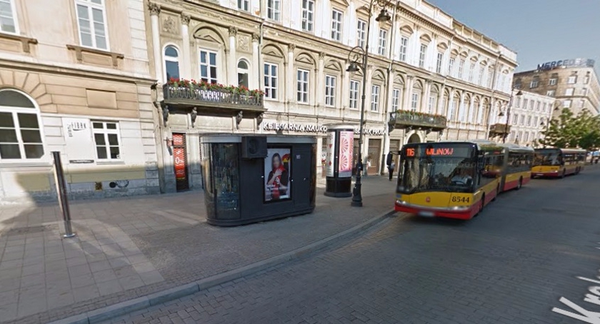 Dlaczego kioski na Krakowskim Przedmieściu są zamknięte?