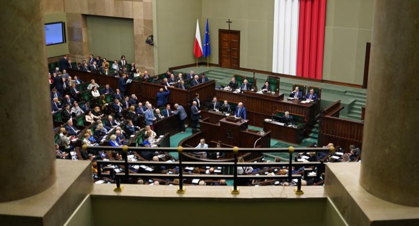 Skąd powieje wiatr odnowy