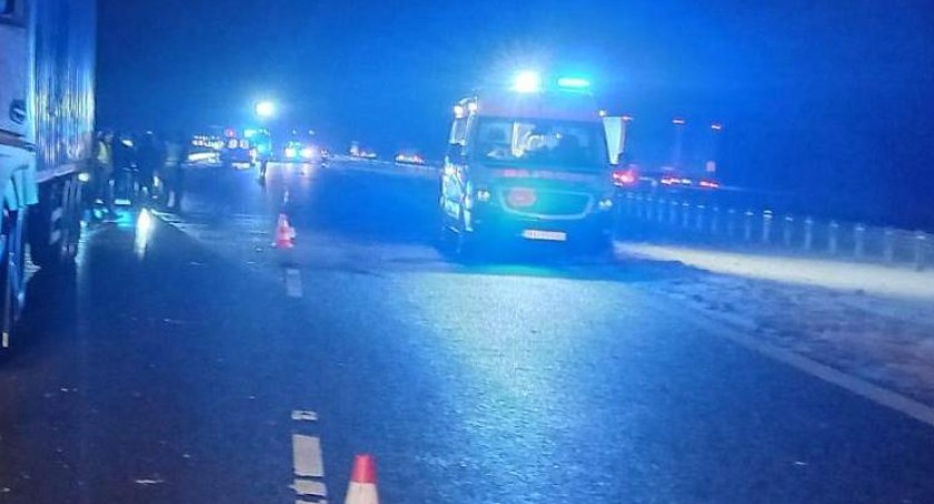 Wypadek na S8. Poszkodowane cztery osoby