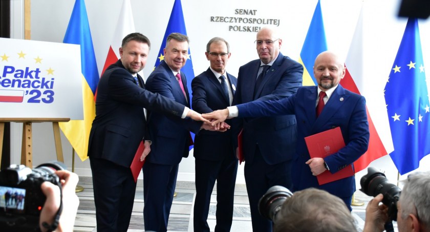 Pakt senacki czyli smutny falstart mądrego projektu