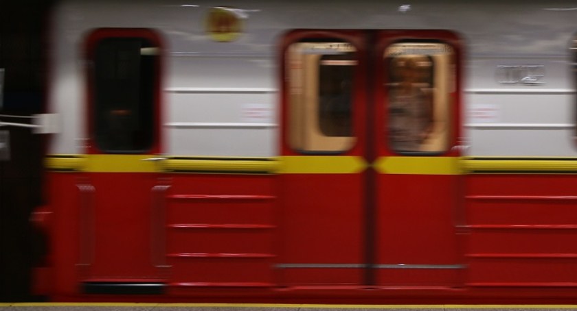 Utrudnienia w metrze! Powodem awaria hamulców