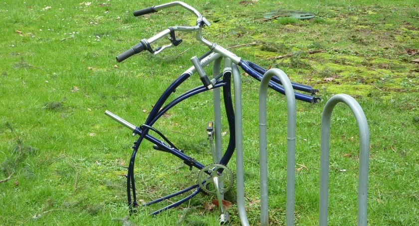 Jak zabezpieczyć rower przed kradzieżą? (Policyjne i Praktyczne Porady)