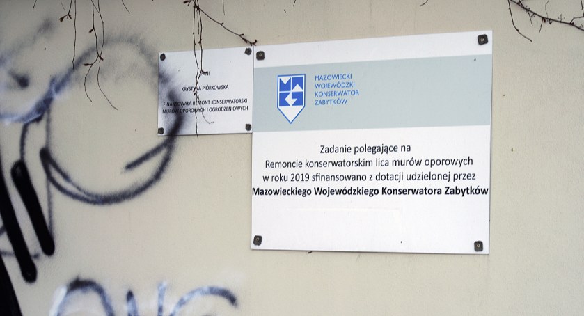 Mur oporowy i Konserwator Zabytków