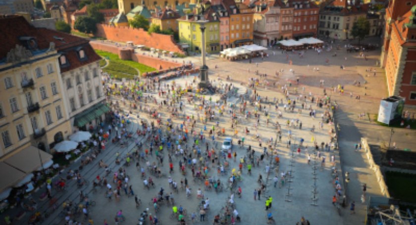 Dzień Matki i przejazd rowerzystów