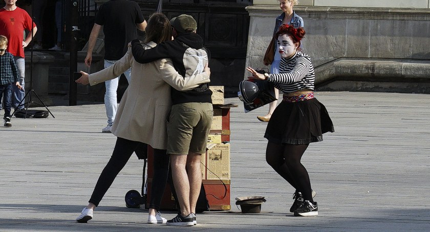 Wolna cena. Nowy biznes na Placu Zamkowym