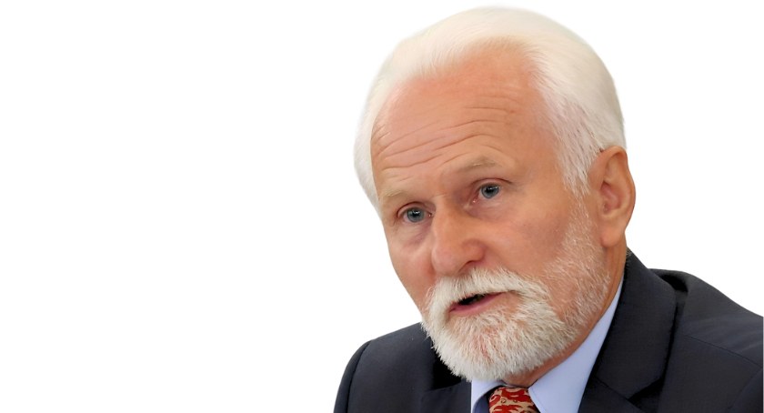 G. Janowski: Racja stanu jak kod dostępu